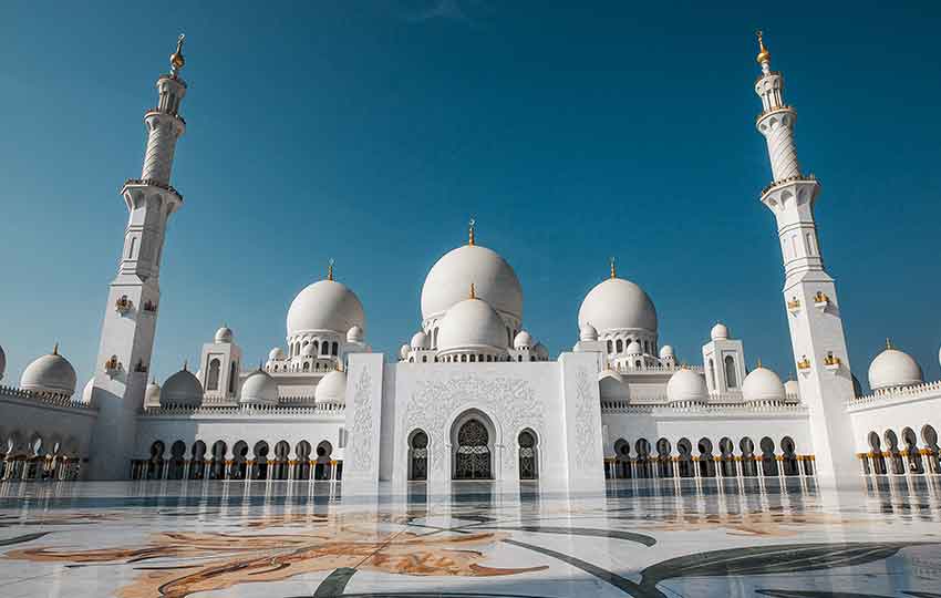 grand bur dubai masjid