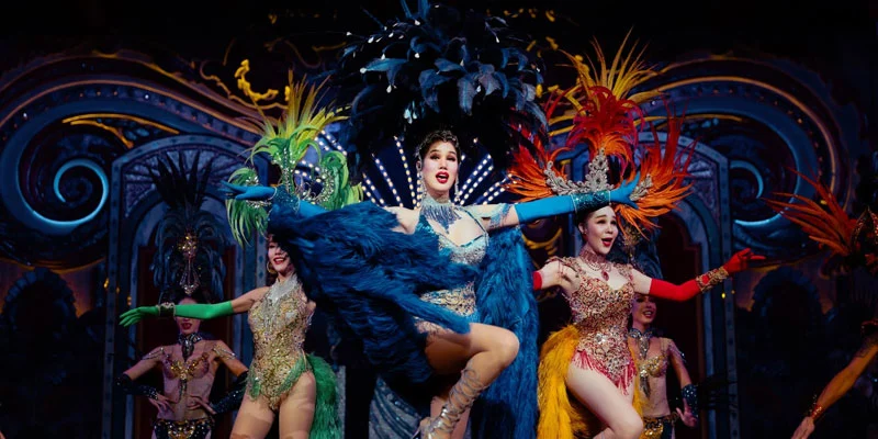 alcazar show phuket