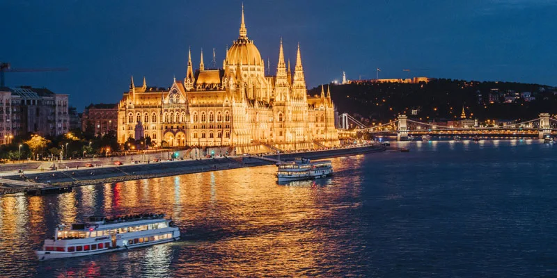 danube river cruise budapest