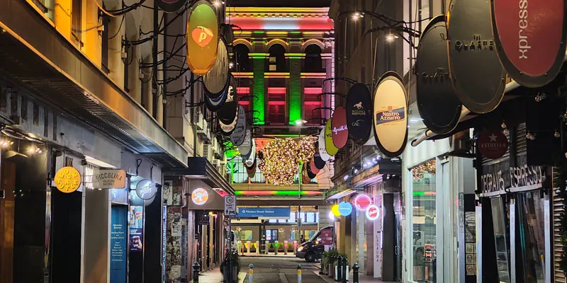 melbourne’s vibrant laneways