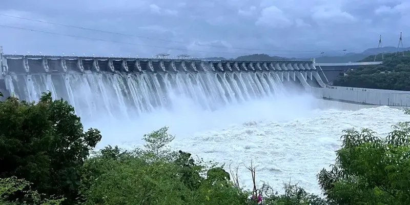 sardar sarovar dam