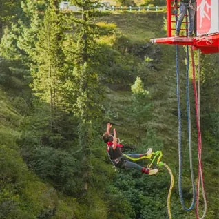 Bungee Jumping