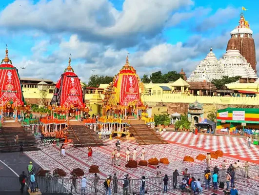 Puri Jagannath Temple exterior architecture Odisha darshan vie
